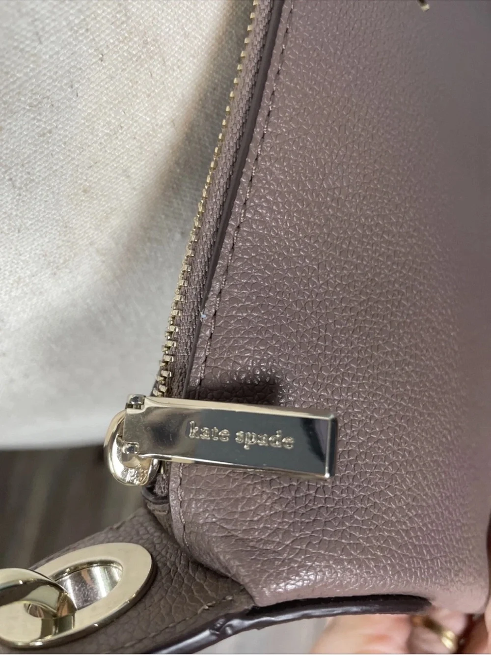 Kate Spade New York Pebbled Leather Shoulder Crossbody Bag Purse Hobo Gold Fawn